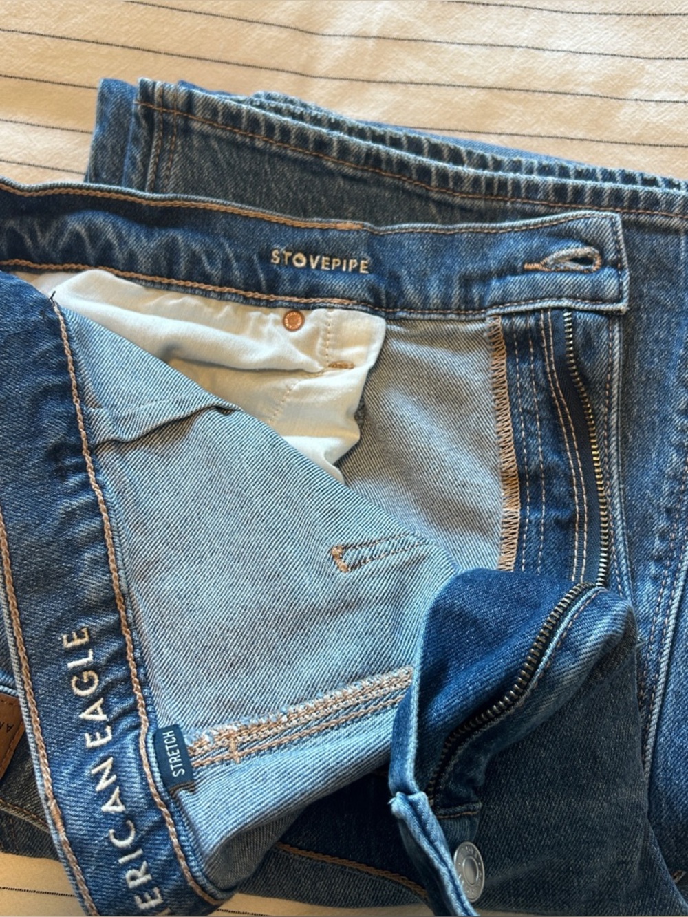 AE stretch highwaisted stovepipe jean women’s size 18 long - Picture 4 of 7